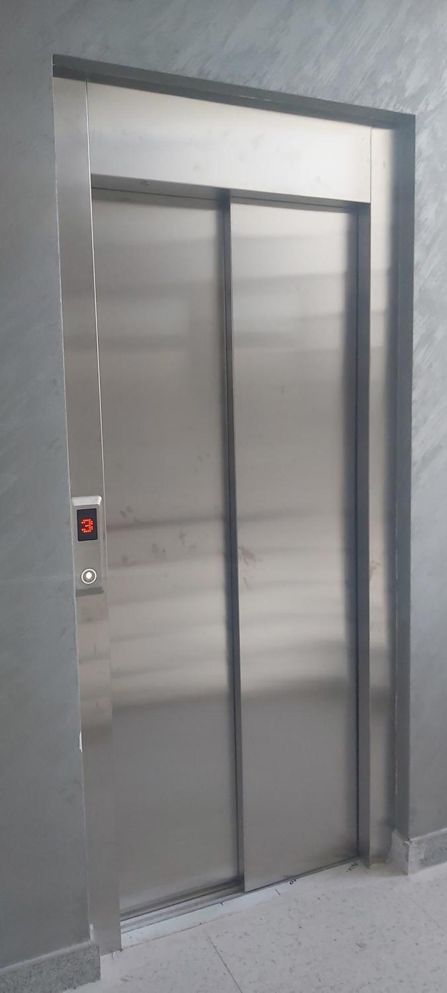 Apartament Mehmeti ウルツィニ エクステリア 写真